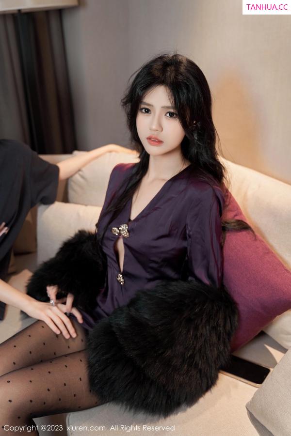 李浅浅  [XiuRen]高清写真图 2023.04.27 No.6649 浅浅Danny 黑丝美腿第24张图片